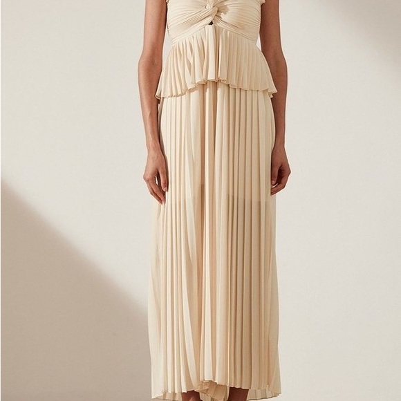 BOTTICELLI PALAZZO JUMPSUIT - NUDE NWOT - Picture 2 of 6